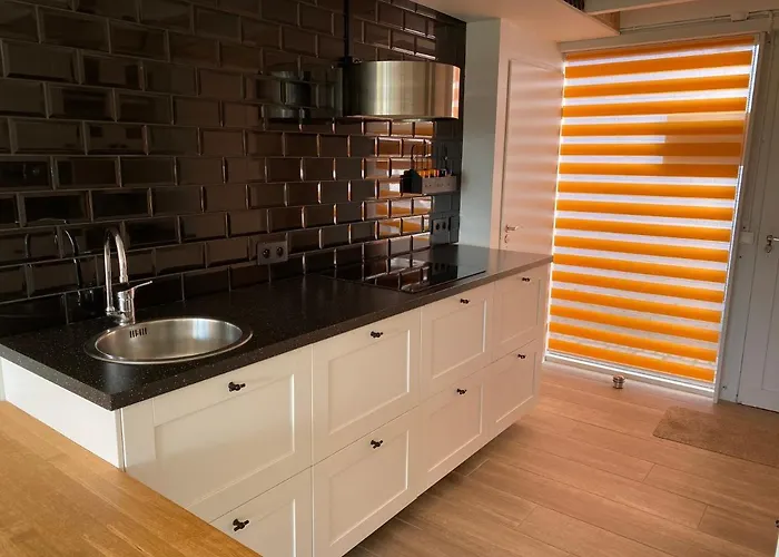 Barkas 23 * ニーウポールト